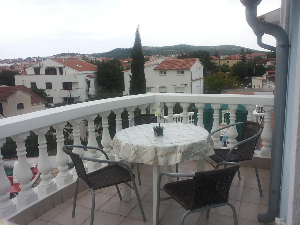 Apartments Villa Dalmatina Vodice Oda fotoğraf