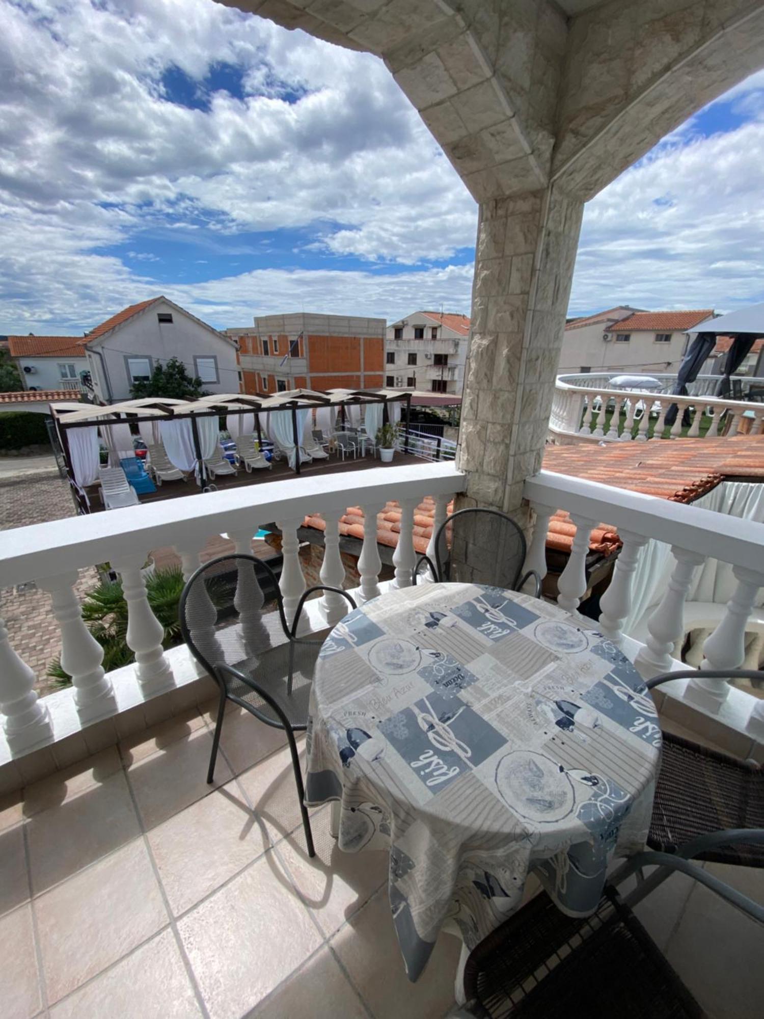Apartments Villa Dalmatina Vodice Dış mekan fotoğraf