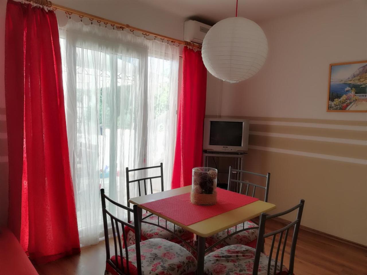 Apartments Villa Dalmatina Vodice Dış mekan fotoğraf