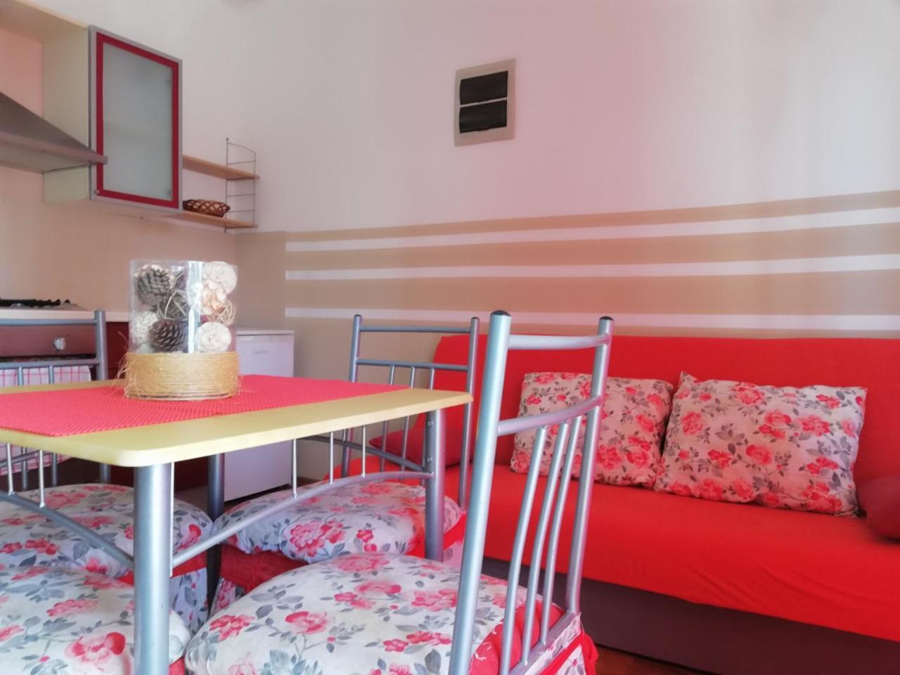 Apartments Villa Dalmatina Vodice Dış mekan fotoğraf